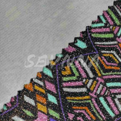پیدا کردن پارچه دو تیکه مناسب برای تولید لباس