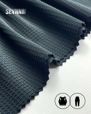 پارچه های دویدن با عرض 160 سانتی متر، محافظت در برابر اشعه ماوراء بنفش 50+، با پلی استر بازیافتی برای لباس های ورزشی با عملکرد بالا