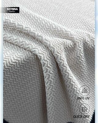 پارچه لباس شنا سازگار با محیط زیست با کشسانی دو طرفه عرض ۱۳۰ سانتی متر و وزن ۲۵۰ گرم بر متر مربع برای لباس شنای پایدار