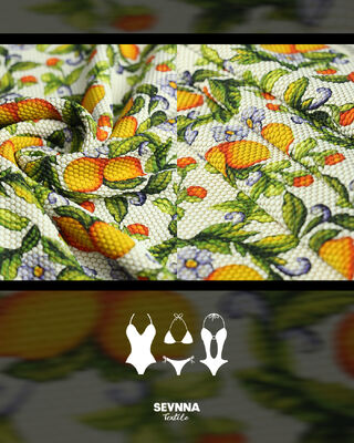 پارچه لباس شنا سازگار با محیط زیست 215gm با عرض 152 سانتی متر و نایلون بازیافت شده برای لباس شنا پایدار